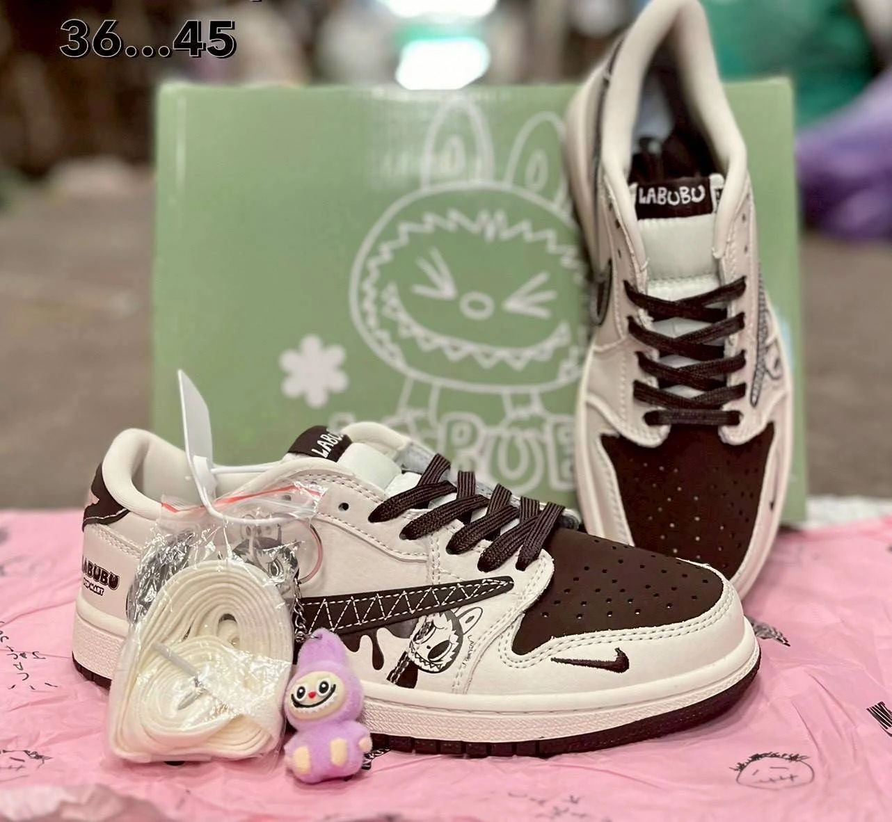 รองเท้าผ้าใบ ลาบูบู้ สีน้ำตาล ขนาด 36-45