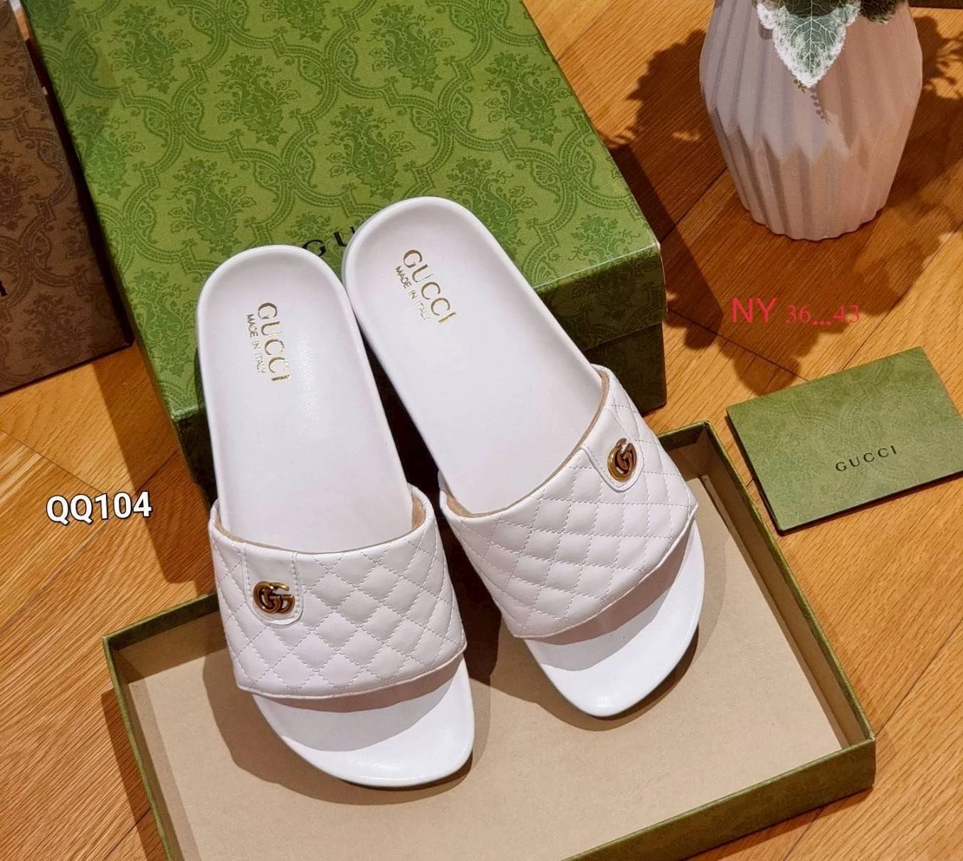 รองเท้าแตะลาย gucci