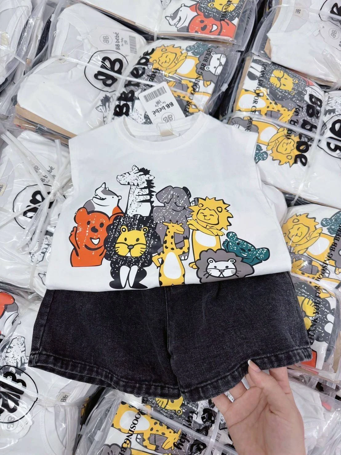 ชุดเซตลูกชาย Animal กางเกงยีนส์แท้ ตรงปก