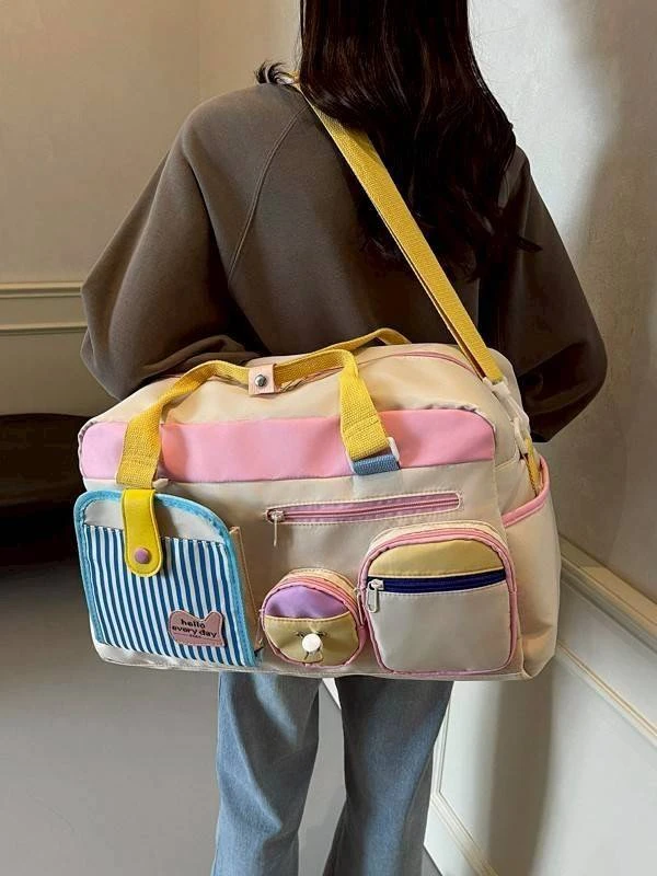 กระเป๋าเดินทางสีพาสเทล