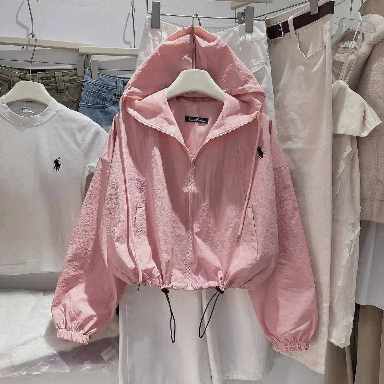 เสื้อคลุมมีฮู้ด ปักโลโก้