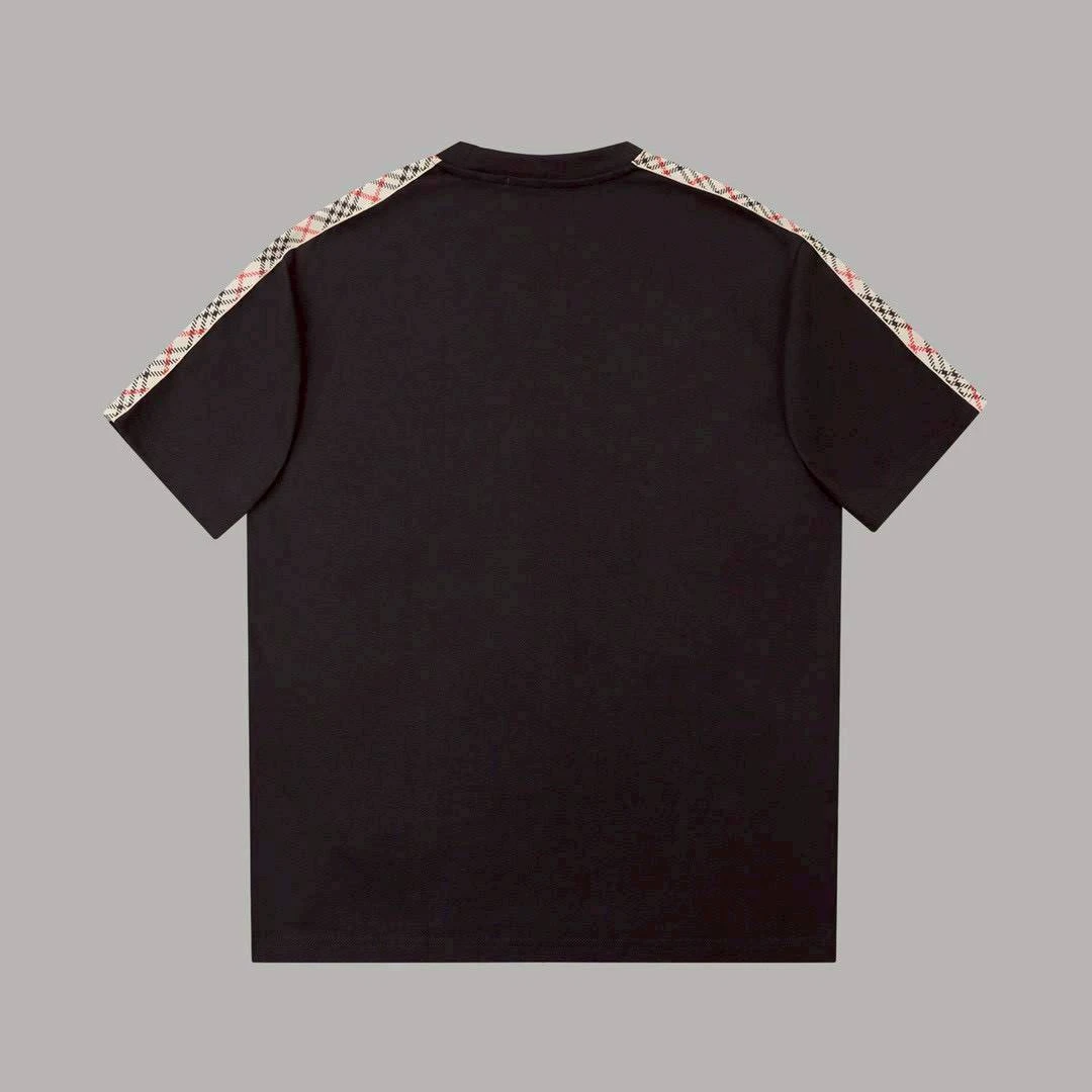 เสื้อสีดำ BURBERRY ใส่ได้ทั้งหญิงทั้งชาย