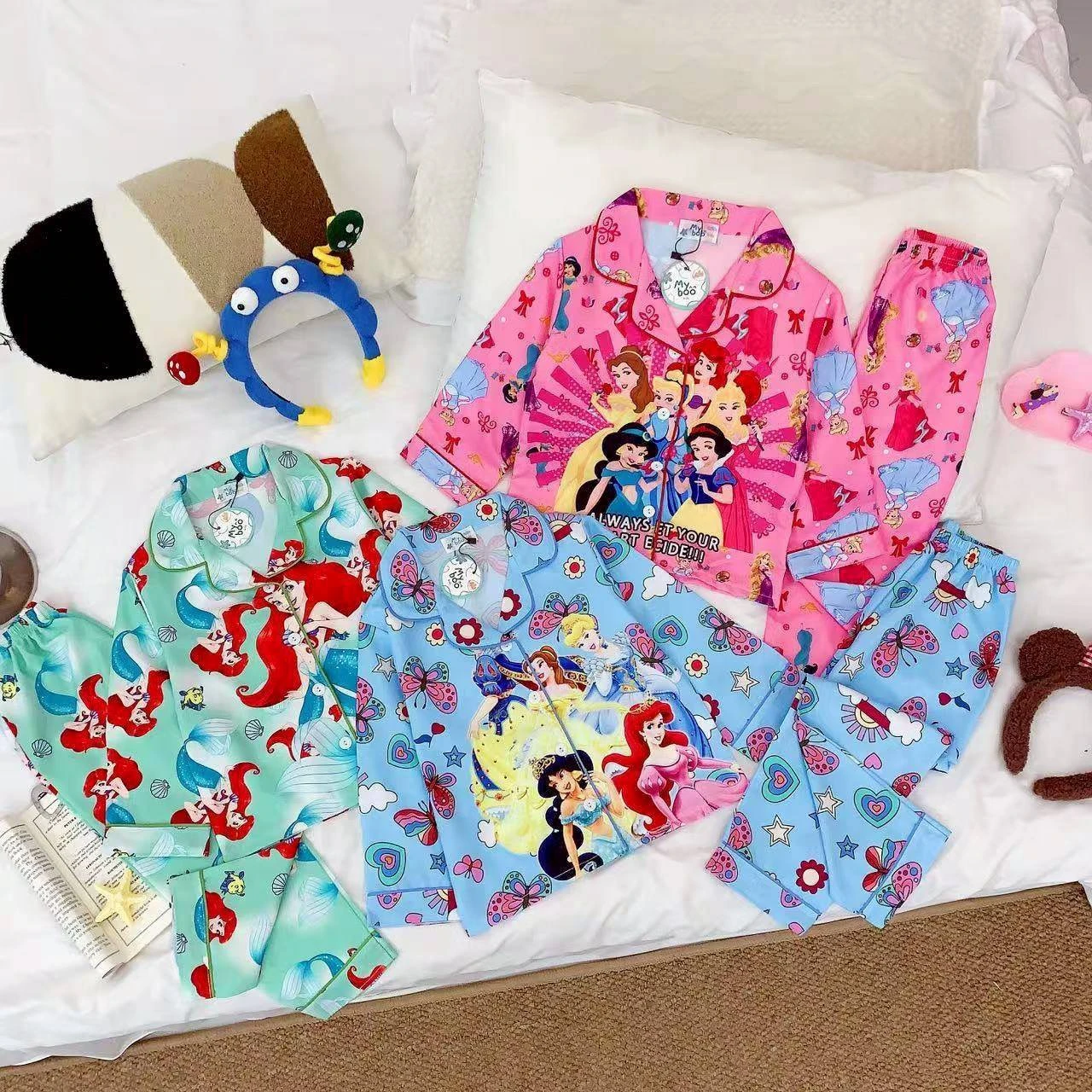 ชุดนอนเด็กเจ้าหญิง disney มี 3 สี  ชมพู ฟ้า เขียว