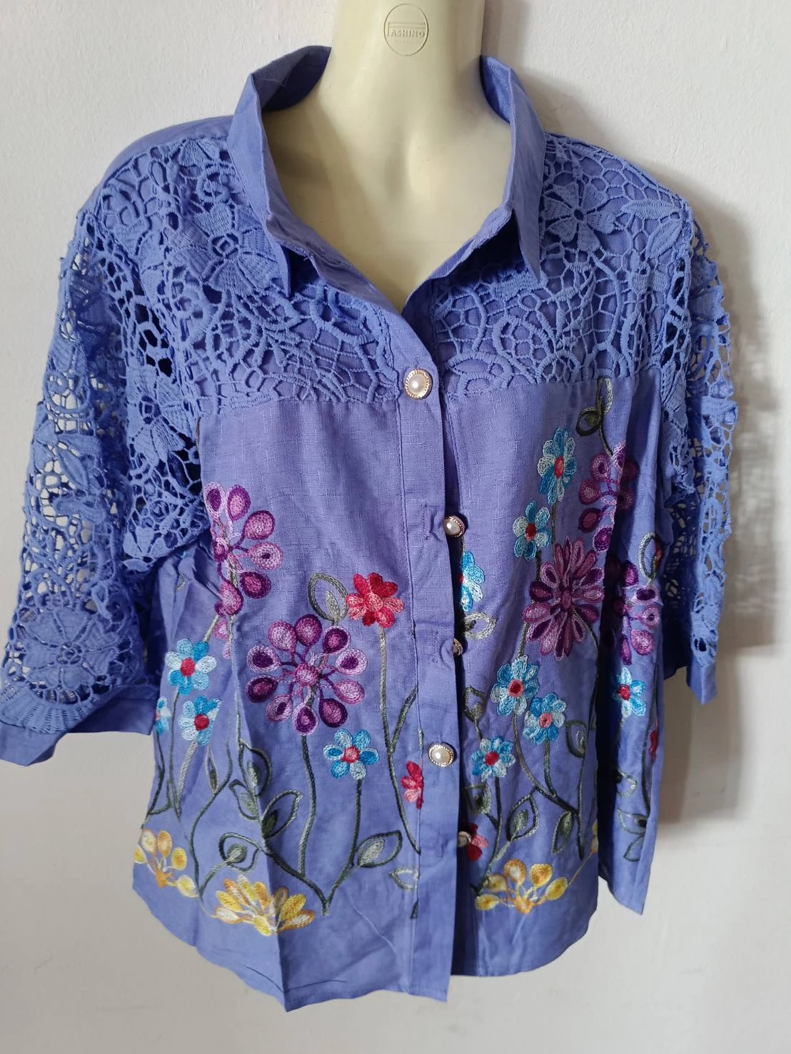 เสื้อลูกไม้ลินินผสมผ้าฝ้ายคอปกแขนสามส่วน มีซับในสีม่วง อก 50-52