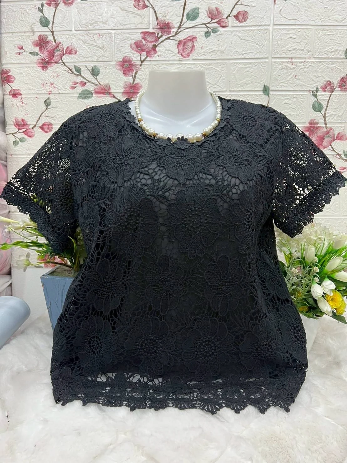 เสื้อลูกไม้แขนสั้นสีดำ ลายที่ 12 รอบอก 36-40 ฟรีไซต์