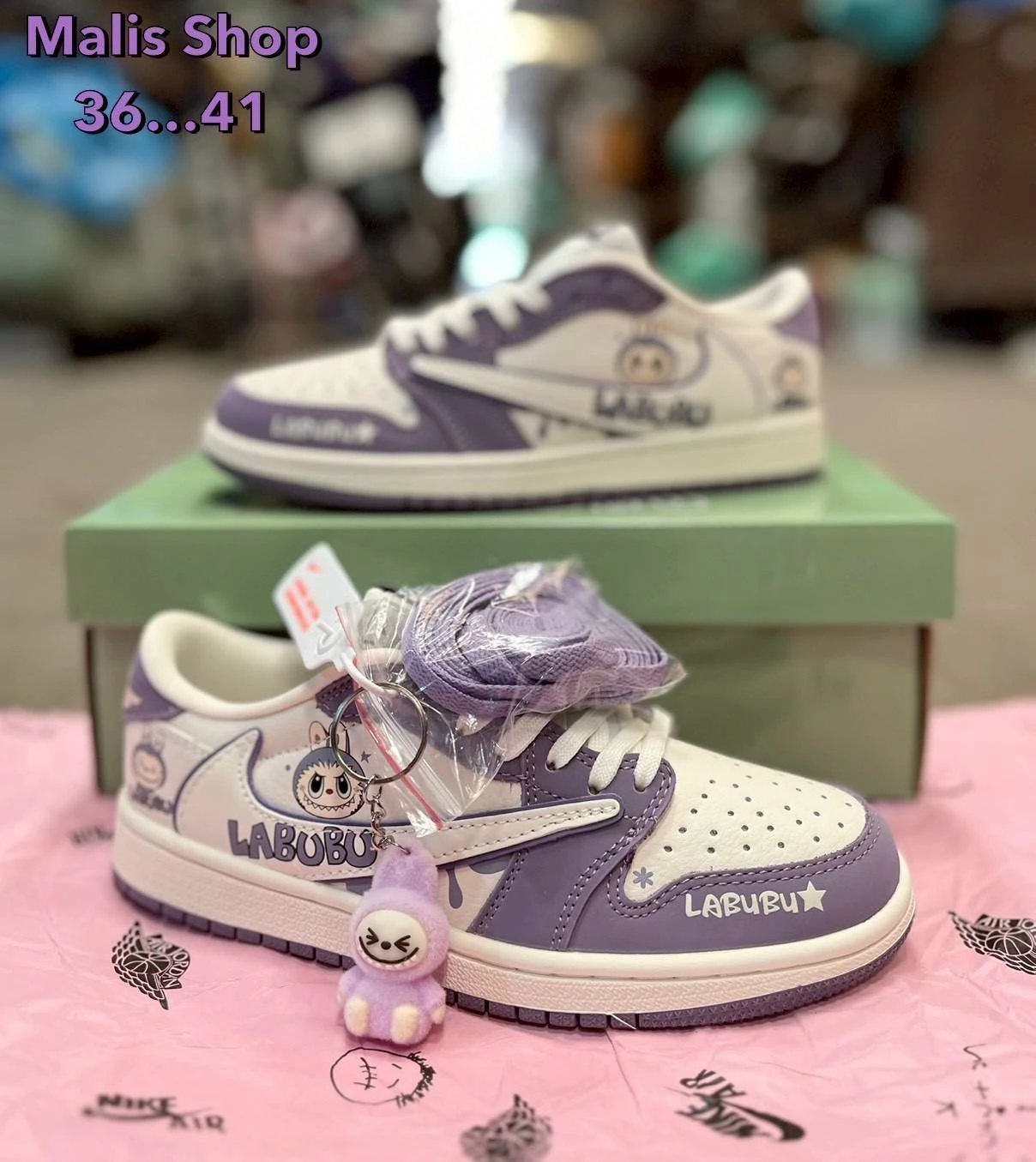 รองเท้าผ้าใบ nike ลาย ลาบูบู้ มี 2 สี ม่วง ชมพู