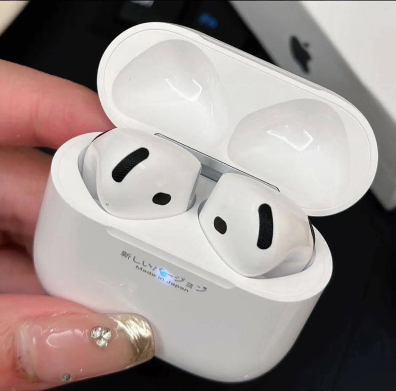 Air Pods 4 สแกนบาร์โค้ดได้