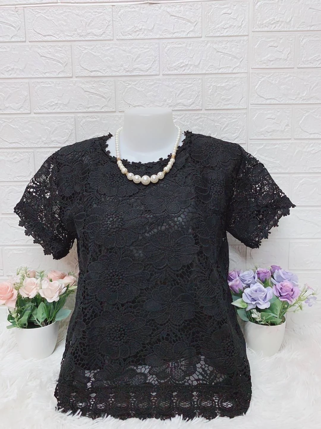 เสื้อลูกไม้แขนสั้นสีดำ ลายที่ 1 รอบอก 36-40 ฟรีไซต์