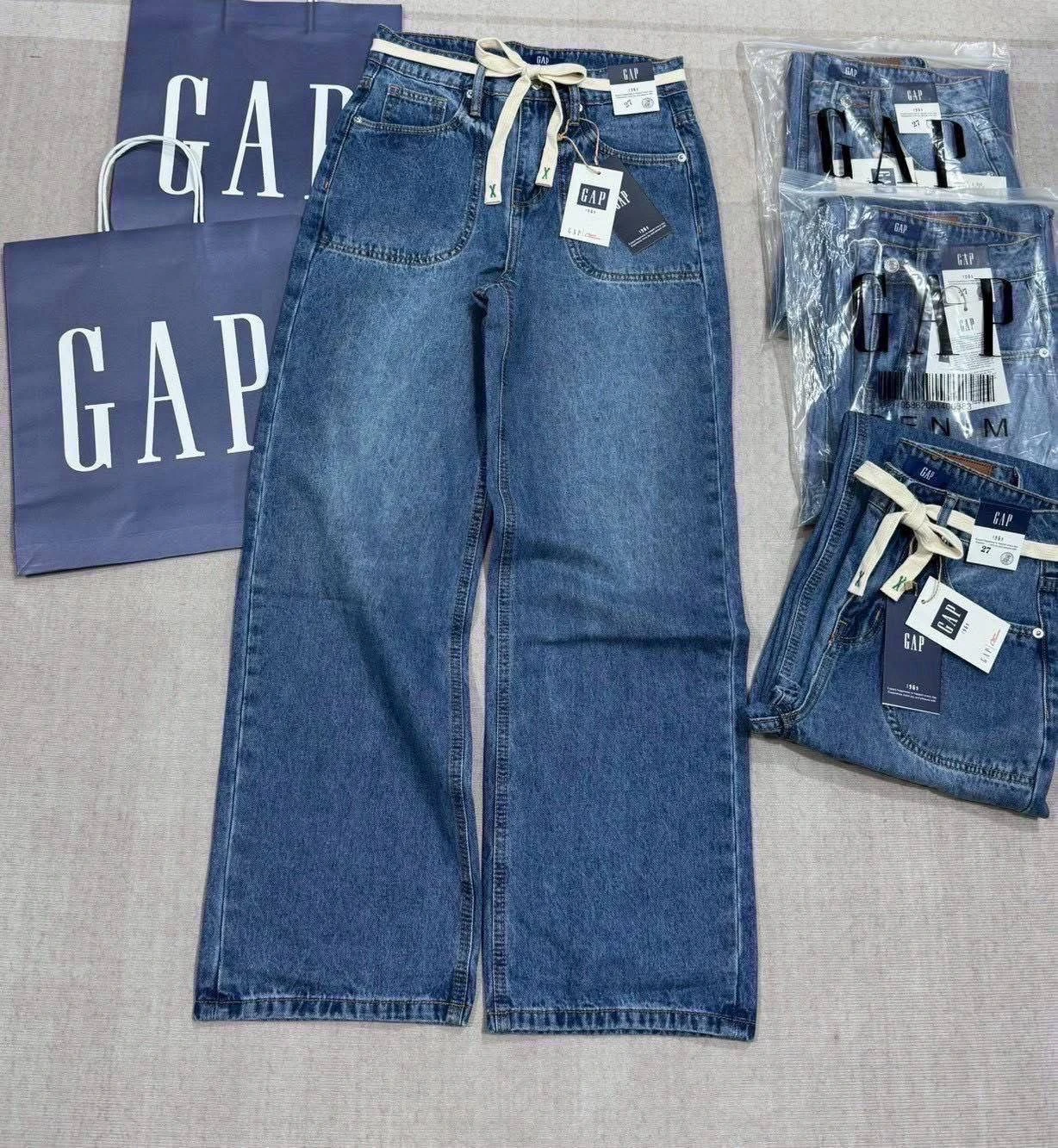 กางเกงยีนส์ขายาว GAP
