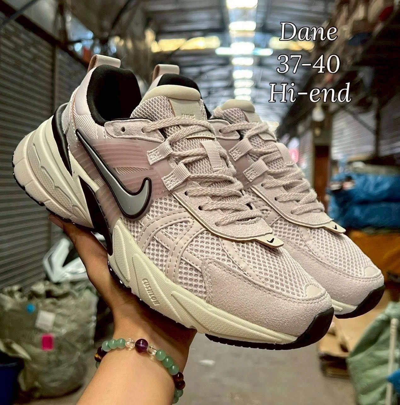 รองเท้าผ้าใบ ไนกี้สีชมพูไซต์ 36-40