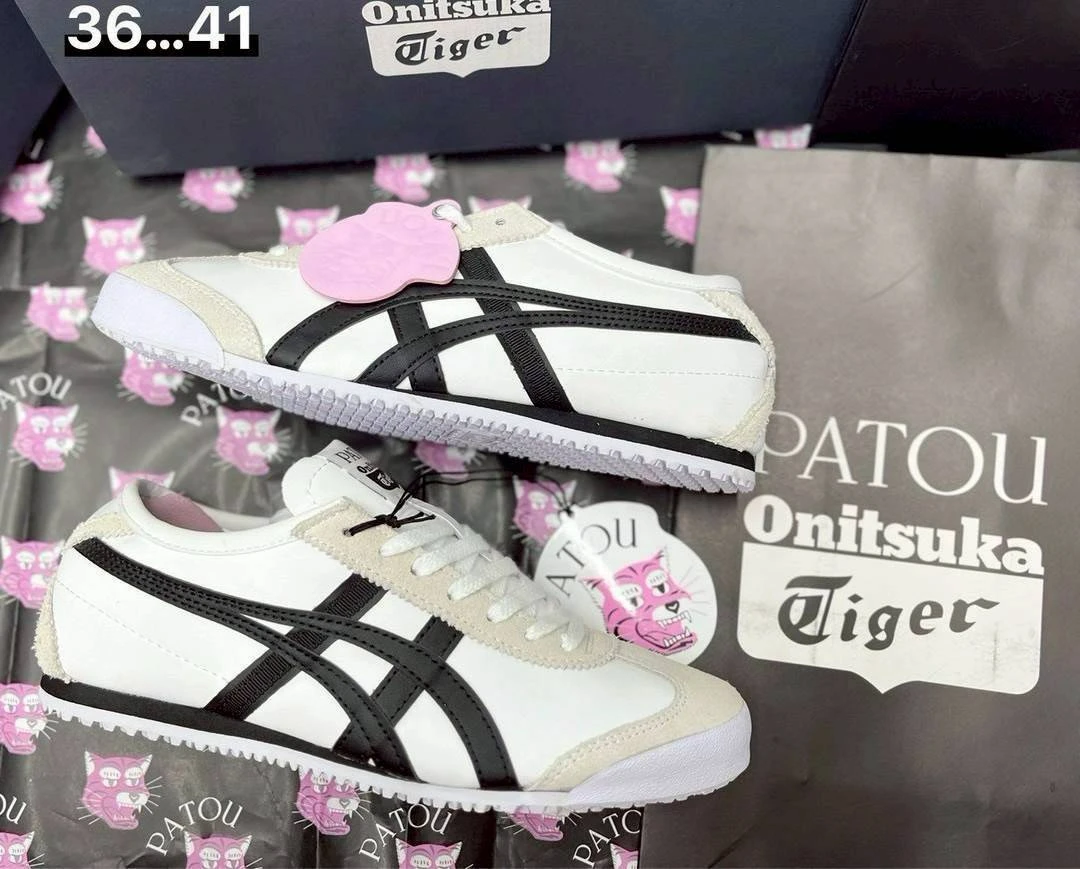 รองเท้าผ้าใบ onitsuka พร้อมกล่อง