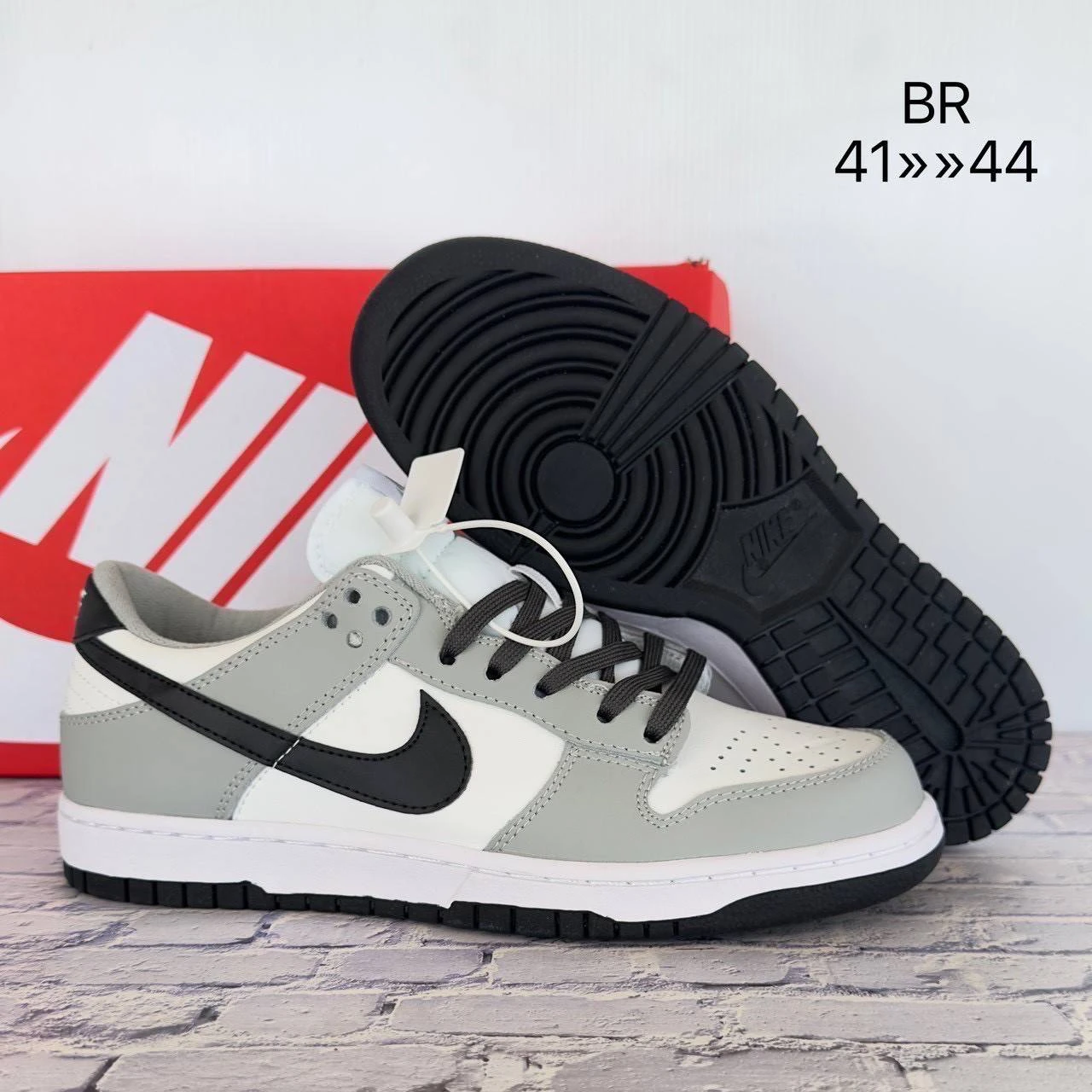 รองเท้าผ้าใบ Nike เทา ไซต์41-44