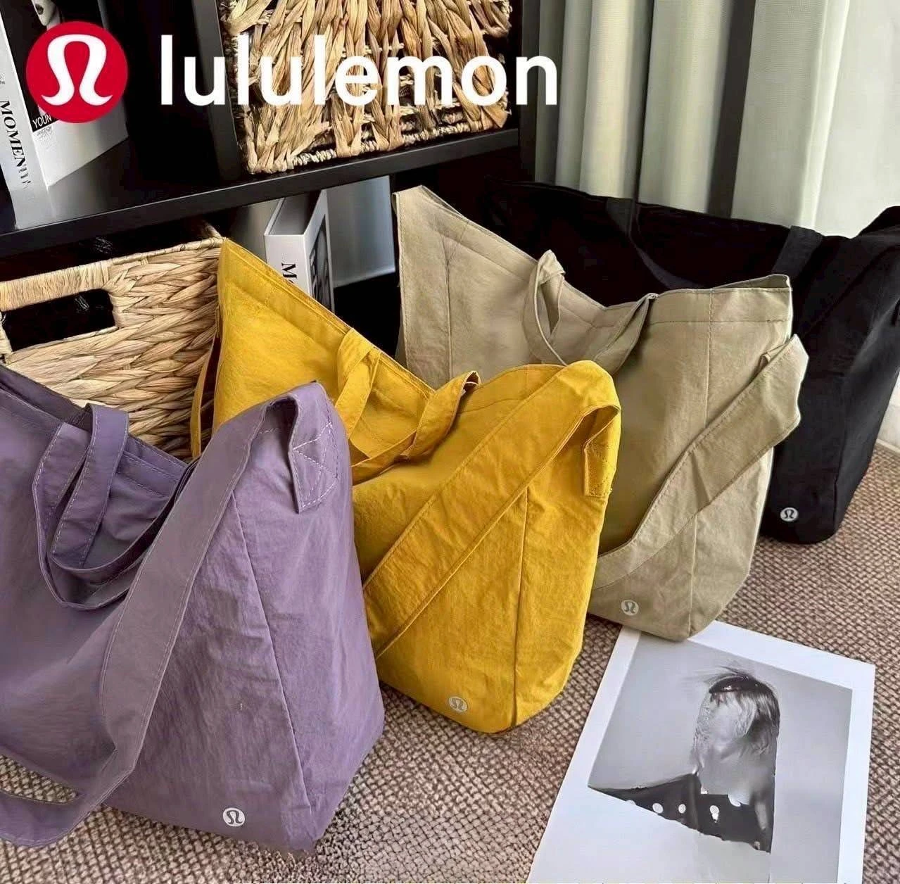 กระเป๋าสะพาย  Lululemon เนื้อผ้าโพลีเอสเตอร์ กันน้ำ กันฝน