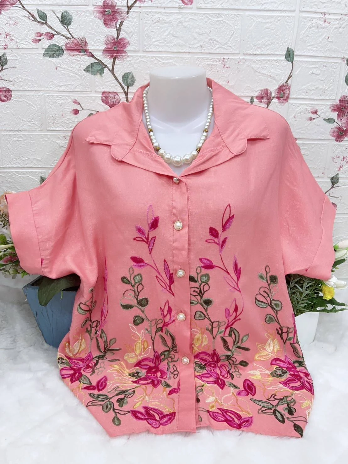เสื้อคอปกปักลายดอกไม้โอรสเข้มอก38-42