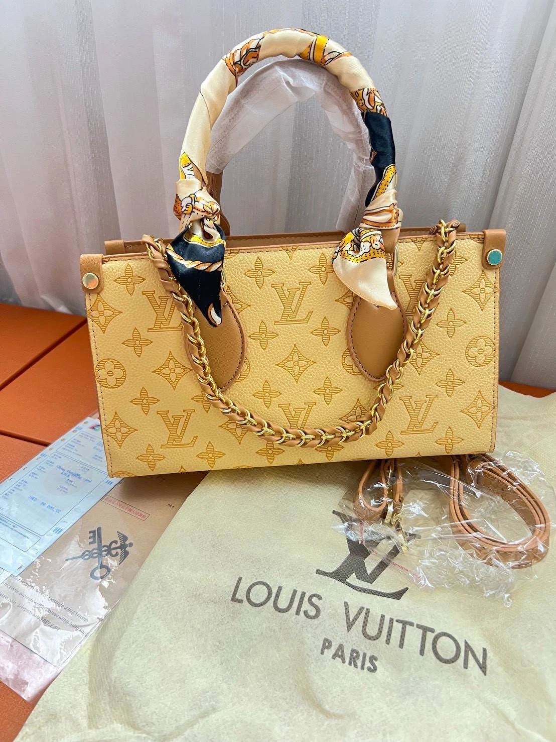 กระเป๋าถือหลุยส์ มี 7 สี