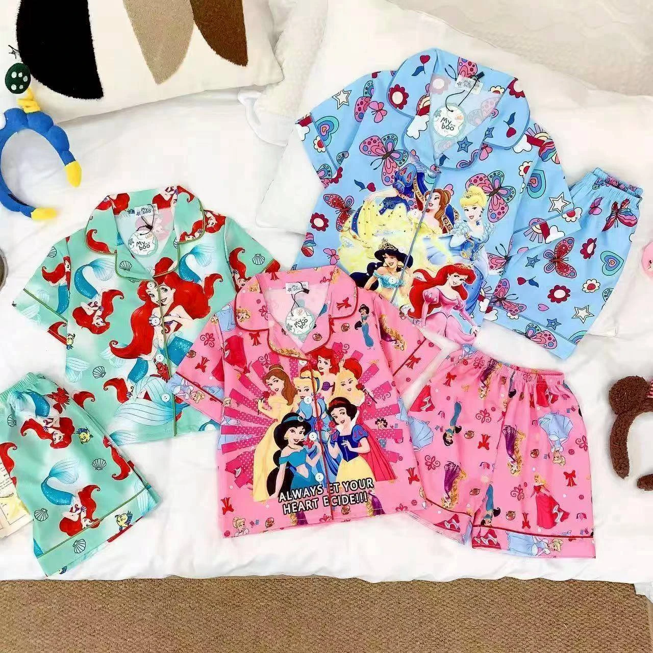 ชุดนอนเด็กเจ้าหญิง disney มี 3 สี  ชมพู ฟ้า เขียว