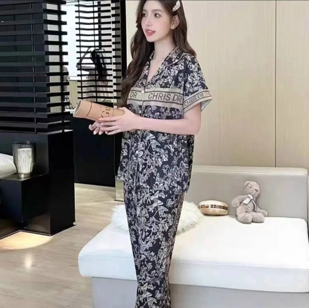 ชุดนอน ลายDior