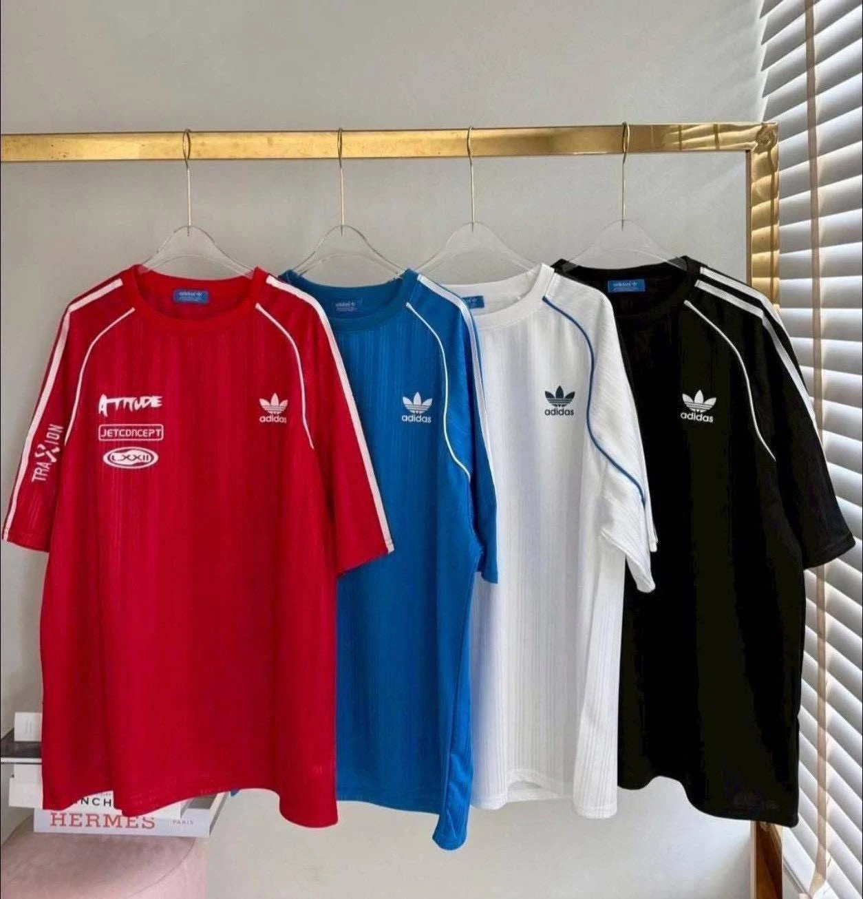 เสื้อยืดฟรีไซต์ Adidasแดง อก 42