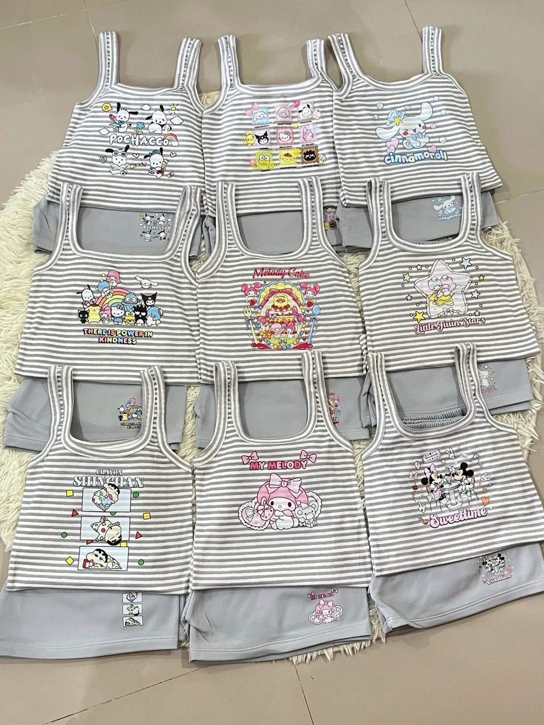 ชุดเซตสีเทา เสื้อ+ กางเกง