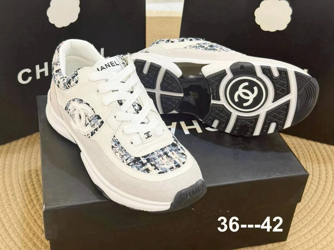 รองเท้าผ้าใบ Chanel ไซต์ 36-42