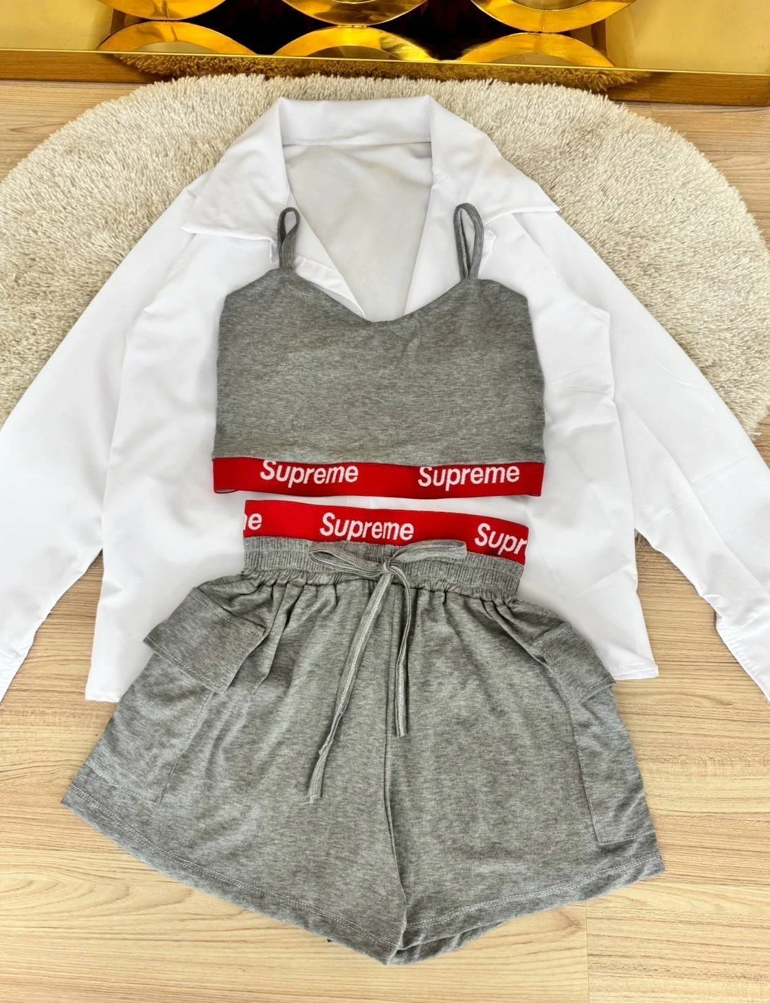 ชุดเซตเสื้อ + คลุม + กางเกง แต่งขอบสปอร์ตทั้งเสื้อ