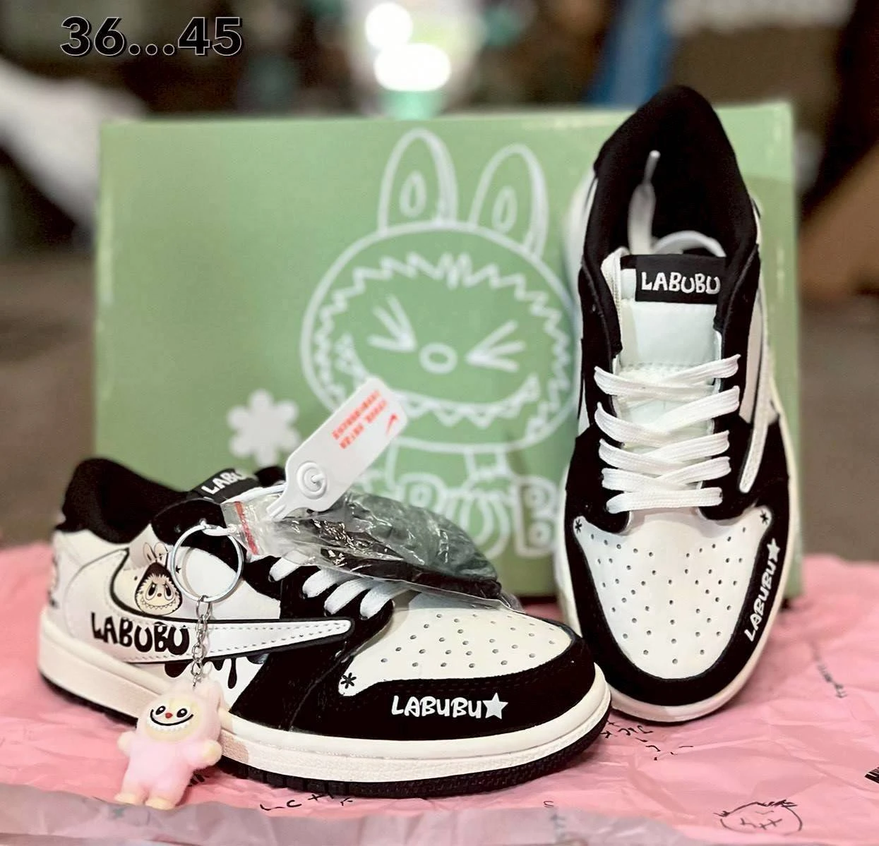 รองเท้าผ้าใบ ลาบูบู้ สีดำ ขนาด 36-45