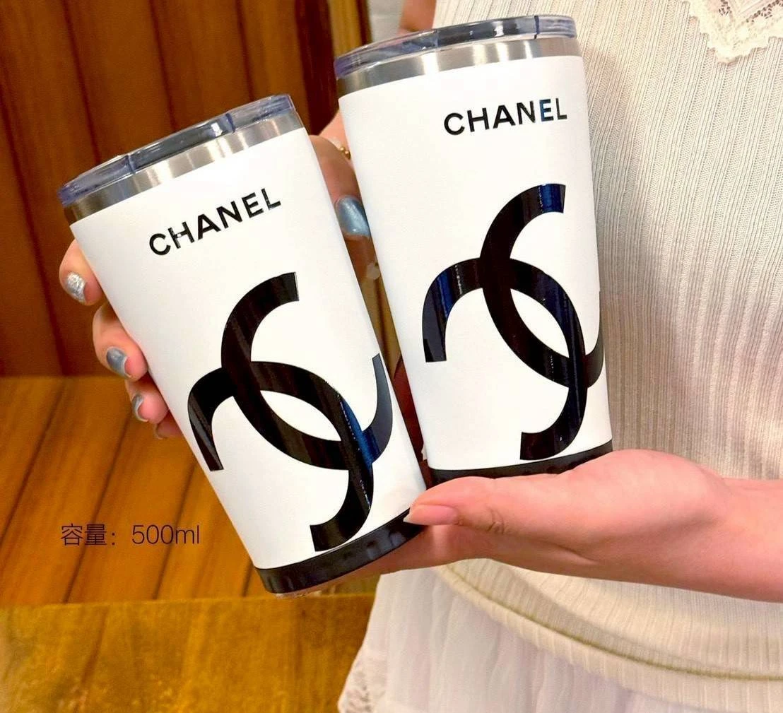 แก้วน้ำ Starbucks x Chanel ขนาด 500  ม.ล